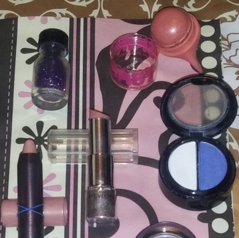 MAKE UP WITH BODY & HAIR GLITTER + BAG, RUBBER BAN